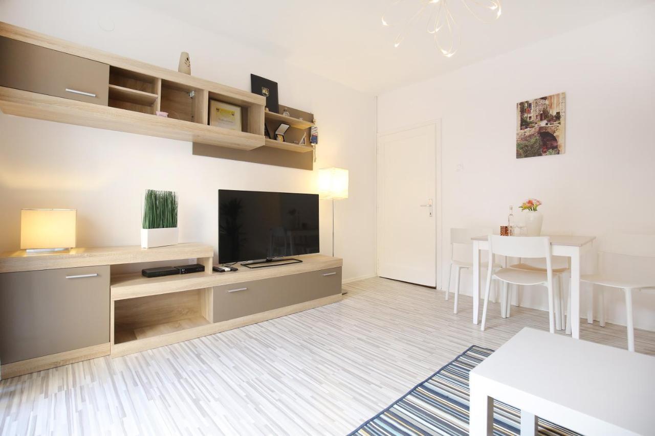 The Flat - Old Town - Center Apartment Zadar Bagian luar foto